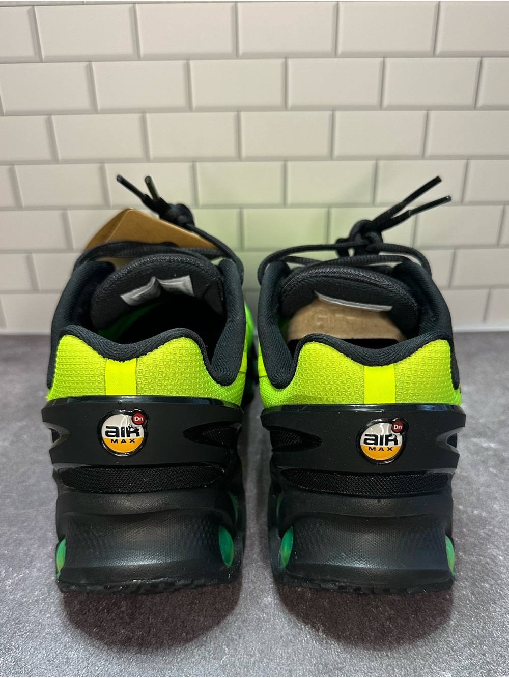 Nike Air Max Dn8 "Black/Green Strike/Volt/Black"  Youth 4 Women’s 5.5 EUR 36 - Picture 3 of 6